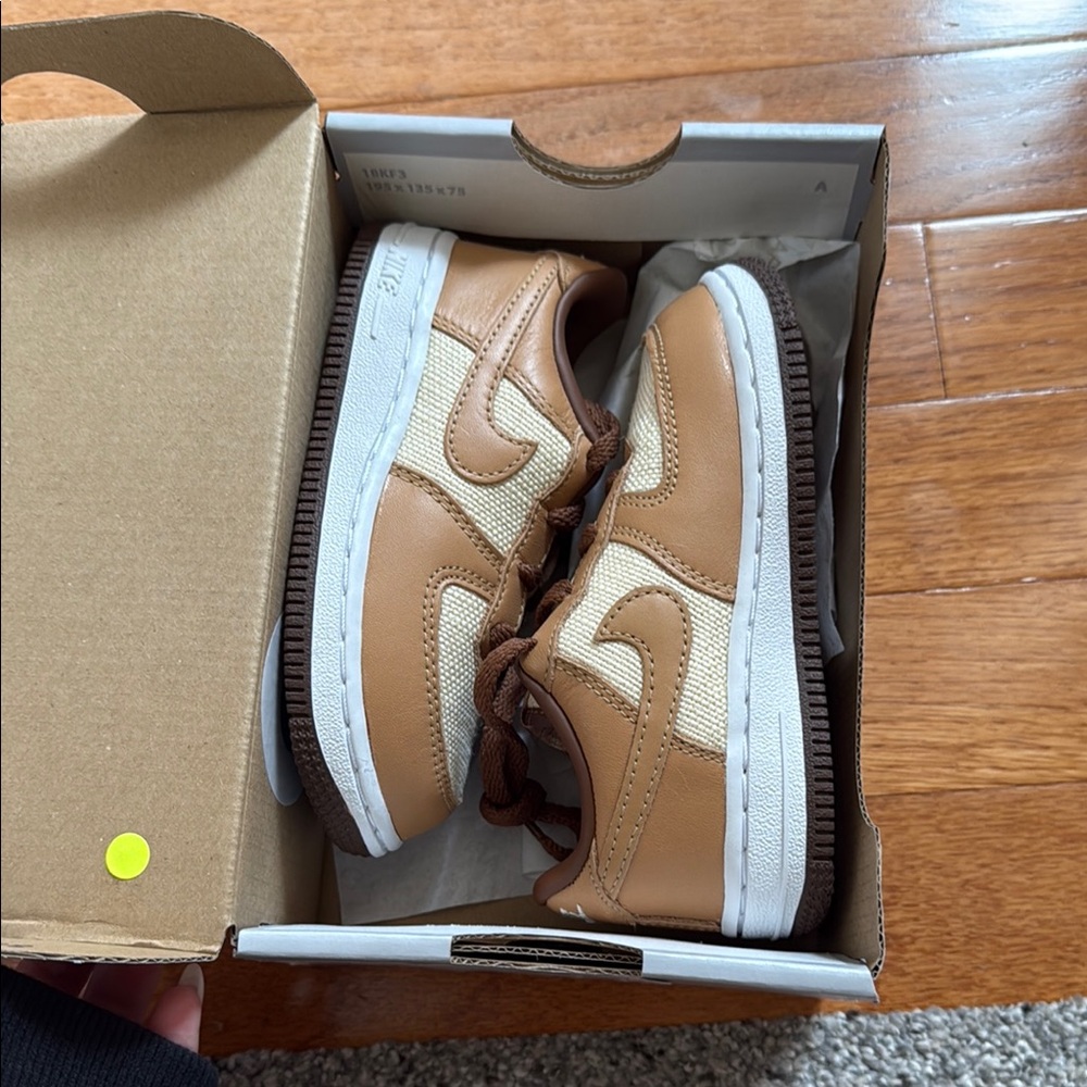 Nike Kids Tan and Brown Sneakers